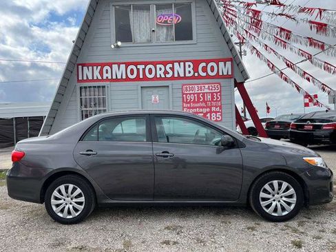 Used 2013 Toyota Corolla LE Special Edition image 9