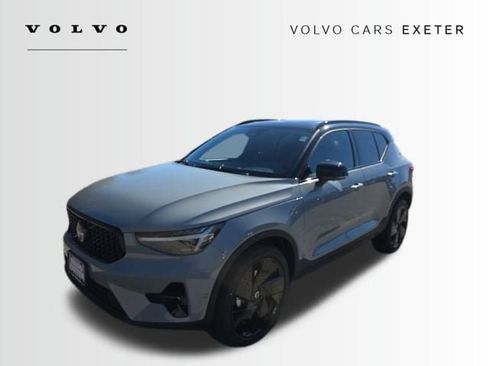 New 2026 Volvo XC40 B5 Ultra w/ Climate Package AWD/4WD image 3
