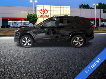 Used 2021 Toyota RAV4 SE w/ Weather & Moonroof Package