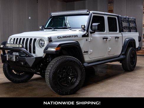 Used 2020 Jeep Gladiator Sport w/ Quick Order Package 24S AWD/4WD image 4