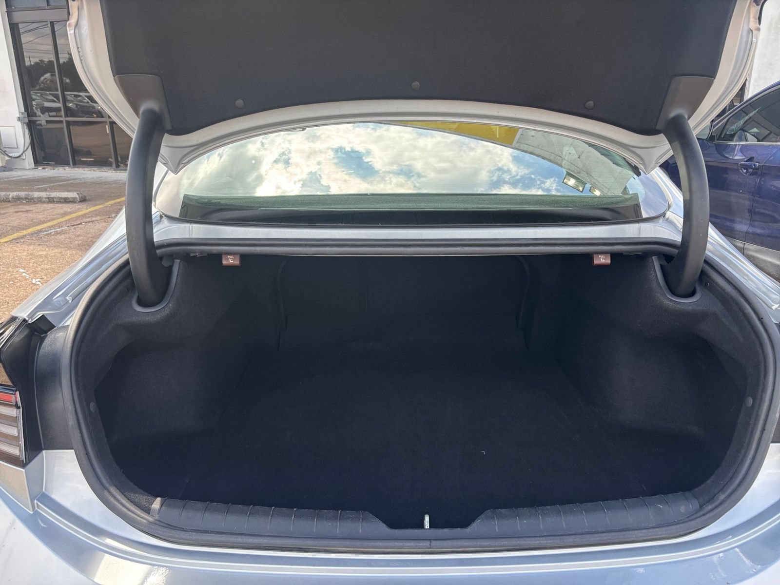 Used 2025 Hyundai Sonata SEL FWD image 30