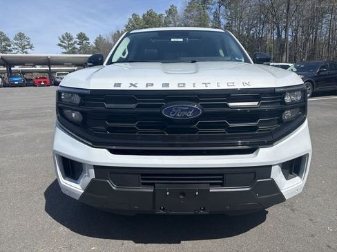 New 2026 Ford Expedition Active AWD/4WD image 3