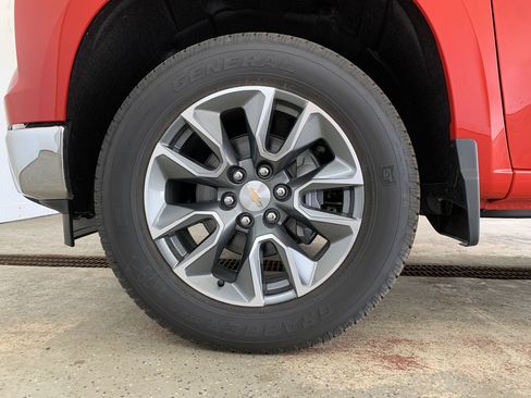 New 2026 Chevrolet Silverado 1500 LT image 10