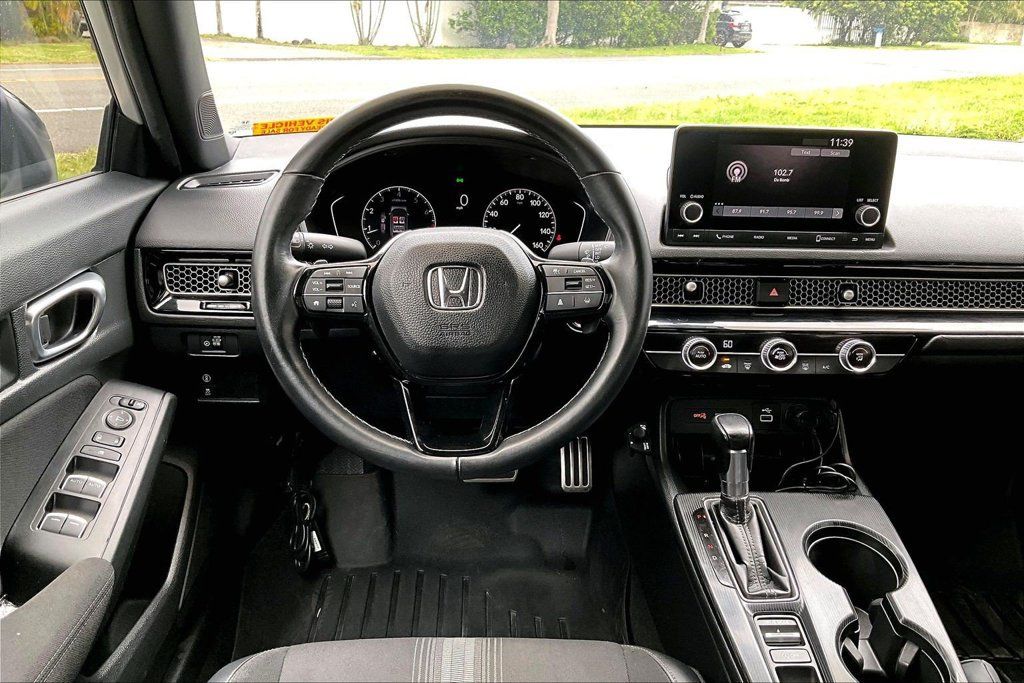 Used 2023 Honda Civic Sport image 5