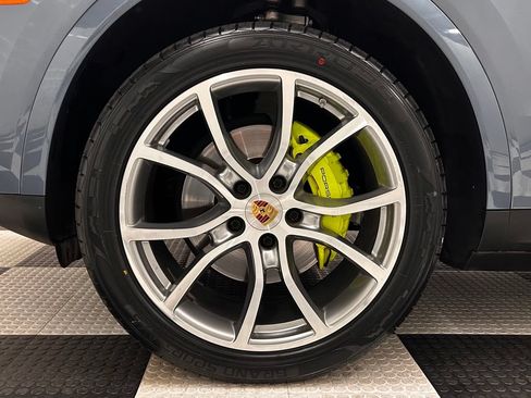 Used 2019 Porsche Cayenne E-Hybrid AWD/4WD image 8