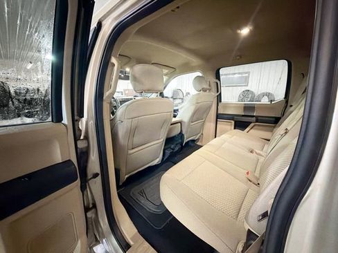 Used 2018 Ford F150 XLT w/ Equipment Group 302A Luxury image 9