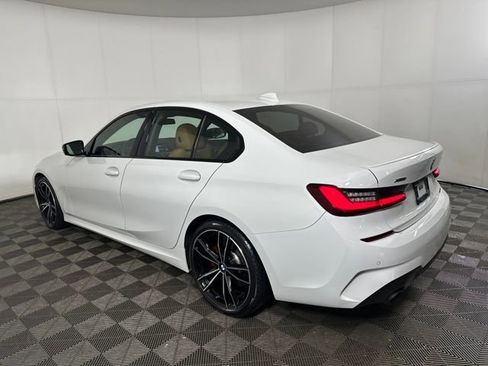 Used 2022 BMW 330i xDrive Sedan w/ M Sport Package image 5