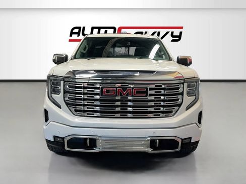 Used 2022 GMC Sierra 1500 Denali AWD/4WD image 2