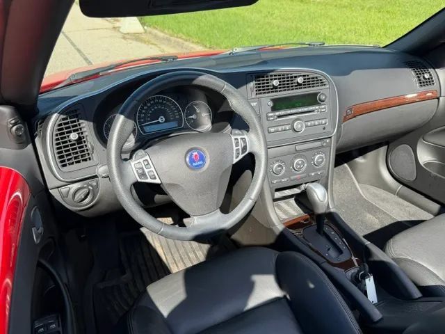 Used 2011 Saab 9-3 Aero FWD image 18