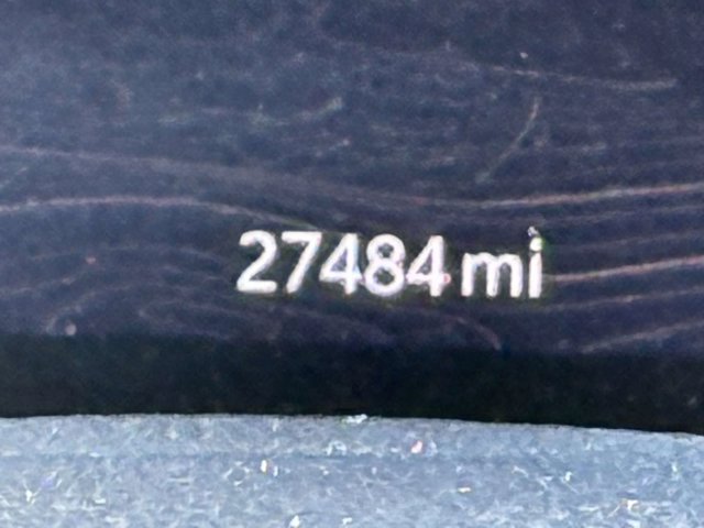 Used 2023 Jeep Grand Cherokee Limited AWD/4WD image 17