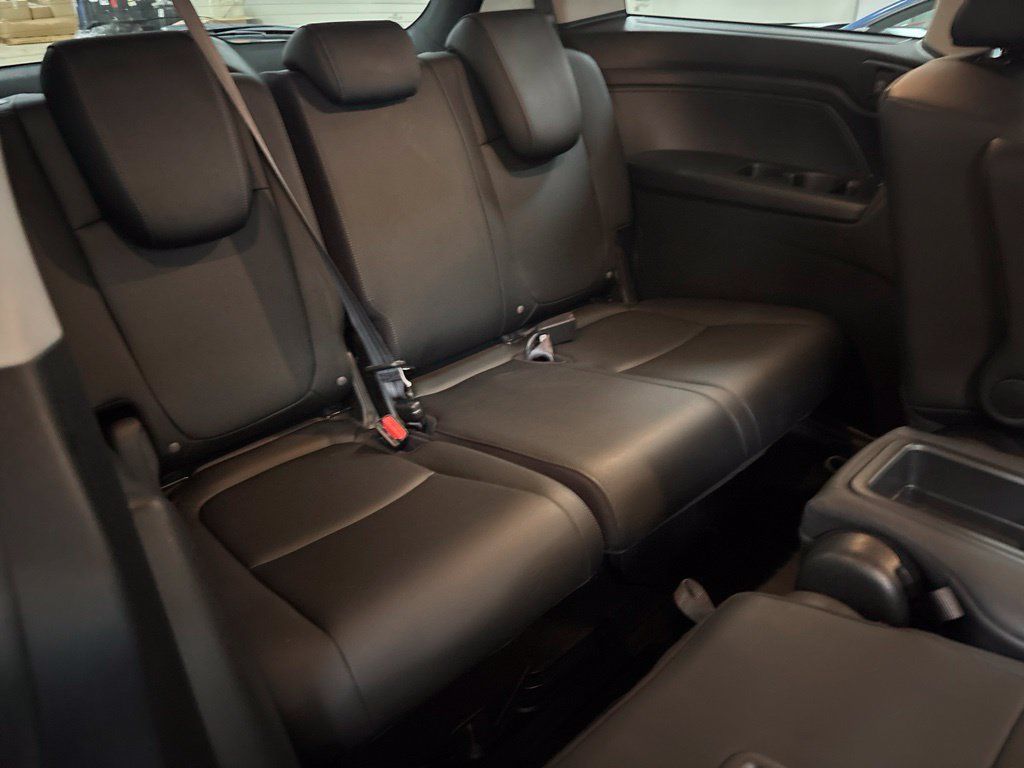Used 2025 Honda Odyssey EX-L image 32