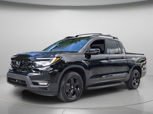 Used 2025 Honda Ridgeline Black Edition image 9