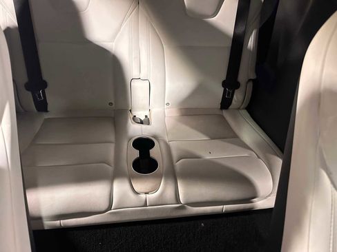 Used 2018 Tesla Model X 100D image 13