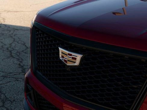 Used 2025 Cadillac Escalade V image 35