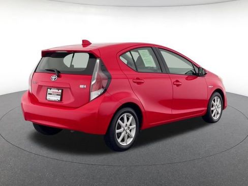 Used 2015 Toyota Prius C Four FWD image 5