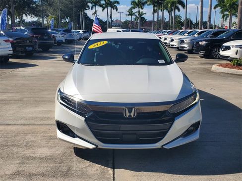 Used 2022 Honda Accord Sport image 2
