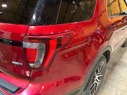 Used 2018 Ford Explorer Sport w/ Equipment Group 401A image 22