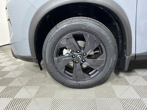 New 2026 Nissan Rogue SV FWD image 10