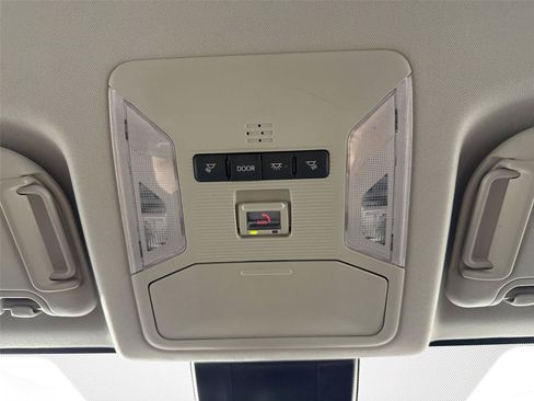 Certified 2025 Toyota RAV4 XLE AWD/4WD image 6