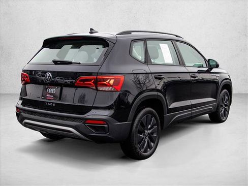 Used 2022 Volkswagen Taos S image 5