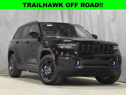 New 2025 Jeep Grand Cherokee Trailhawk w/ Advanced Protech Group II