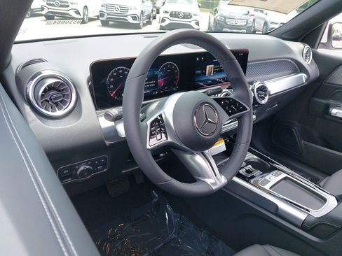Certified 2025 Mercedes-Benz GLB 250 GLB 250 image 17