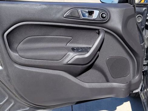 Used 2015 Ford Fiesta SE FWD image 7
