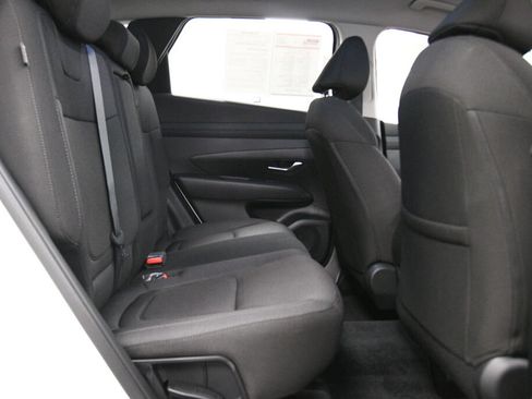 Used 2025 Hyundai Tucson SE AWD/4WD image 23