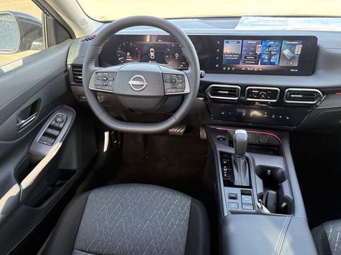 New 2026 Nissan Sentra SV w/ SV Convenience Package FWD image 12