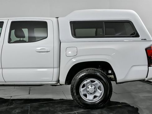 Used 2022 Toyota Tacoma SR AWD/4WD image 7