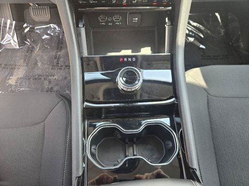Used 2023 Jeep Grand Cherokee Laredo w/ Luxury Tech Group I AWD/4WD image 21