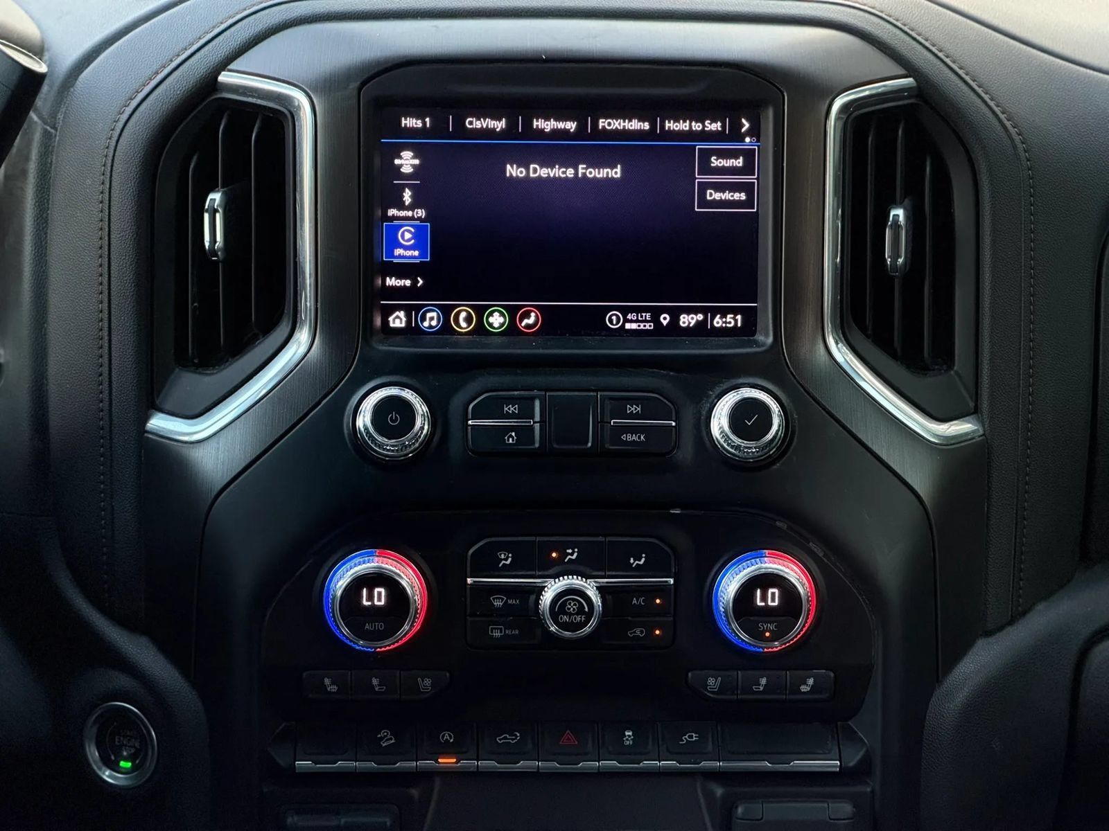 Used 2021 GMC Sierra 1500 AT4 AWD/4WD image 16