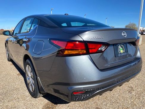 New 2025 Nissan Altima 2.5 S image 4