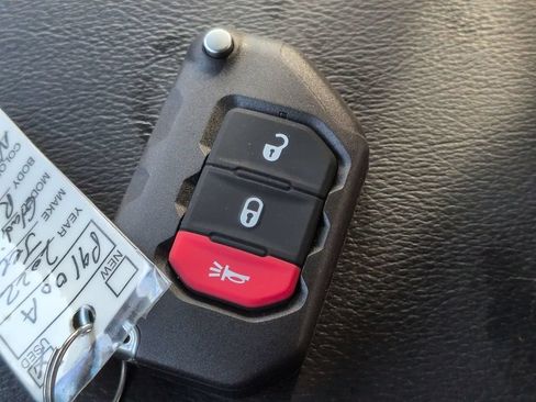 Used 2022 Jeep Gladiator Rubicon AWD/4WD image 28