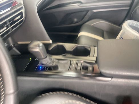 Used 2025 Toyota Camry SE image 23