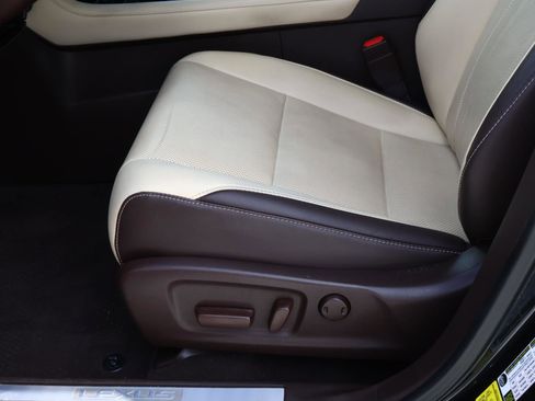 Used 2018 Lexus RX 350 FWD w/ Premium Package image 14