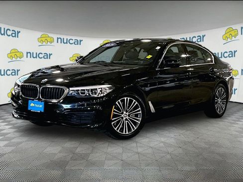 Used 2019 BMW 530i xDrive w/ Convenience Package AWD/4WD image 3