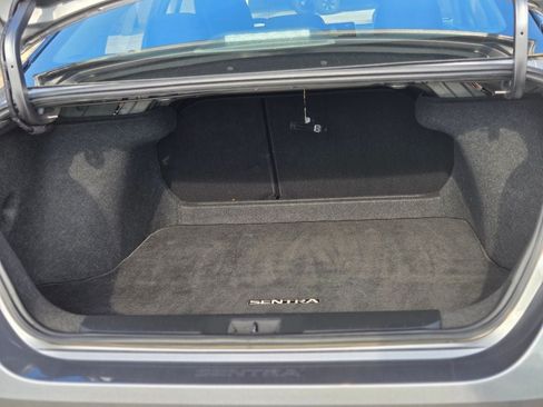 Used 2024 Nissan Sentra SV FWD image 15
