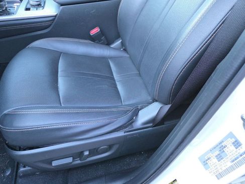 Used 2025 MAZDA CX-70 3.3 Turbo w/ Preferred Package image 9