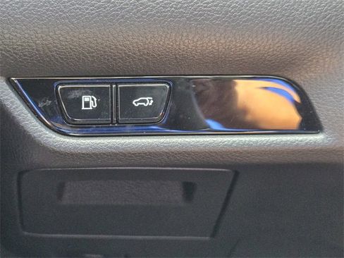 Used 2023 Lexus NX 250 FWD w/ Towing Package (2000 Lbs) image 27