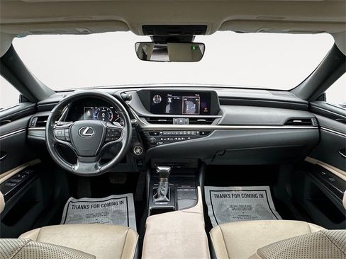 Used 2019 Lexus ES 350 image 10