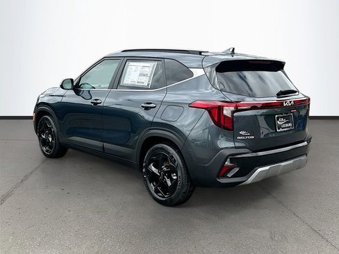 New 2026 Kia Seltos EX FWD image 5