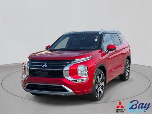 New 2026 Mitsubishi Outlander SEL AWD/4WD image 1