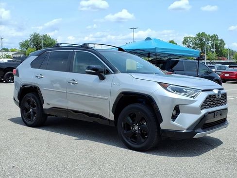 Used 2019 Toyota RAV4 XSE w/ Carpet Mat Package AWD/4WD image 1