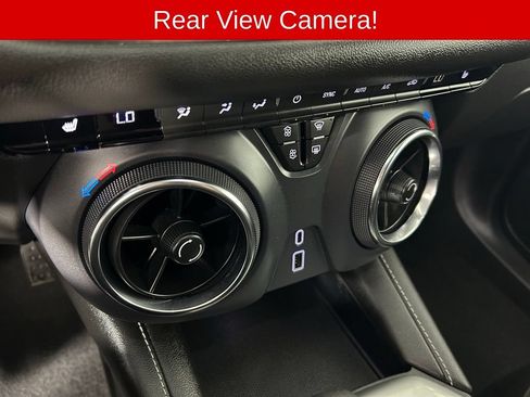 Used 2025 Chevrolet Blazer LT AWD/4WD image 10