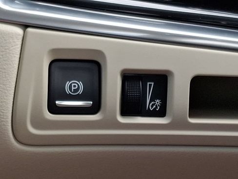 Used 2024 Cadillac XT6 Premium Luxury w/ LPO, Floor Liner Package AWD/4WD image 26