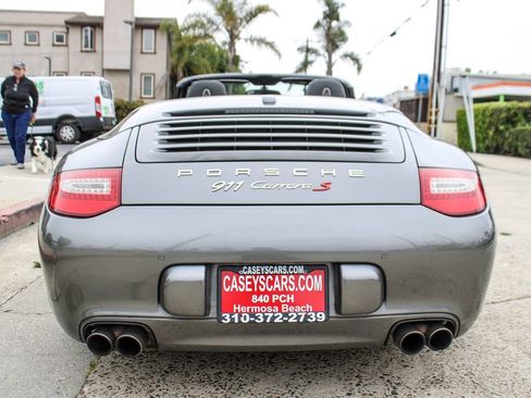 Used 2010 Porsche 911 Carrera S RWD image 5