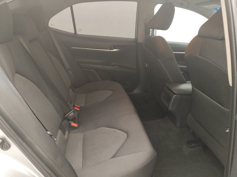 Used 2019 Toyota Camry LE FWD image 19