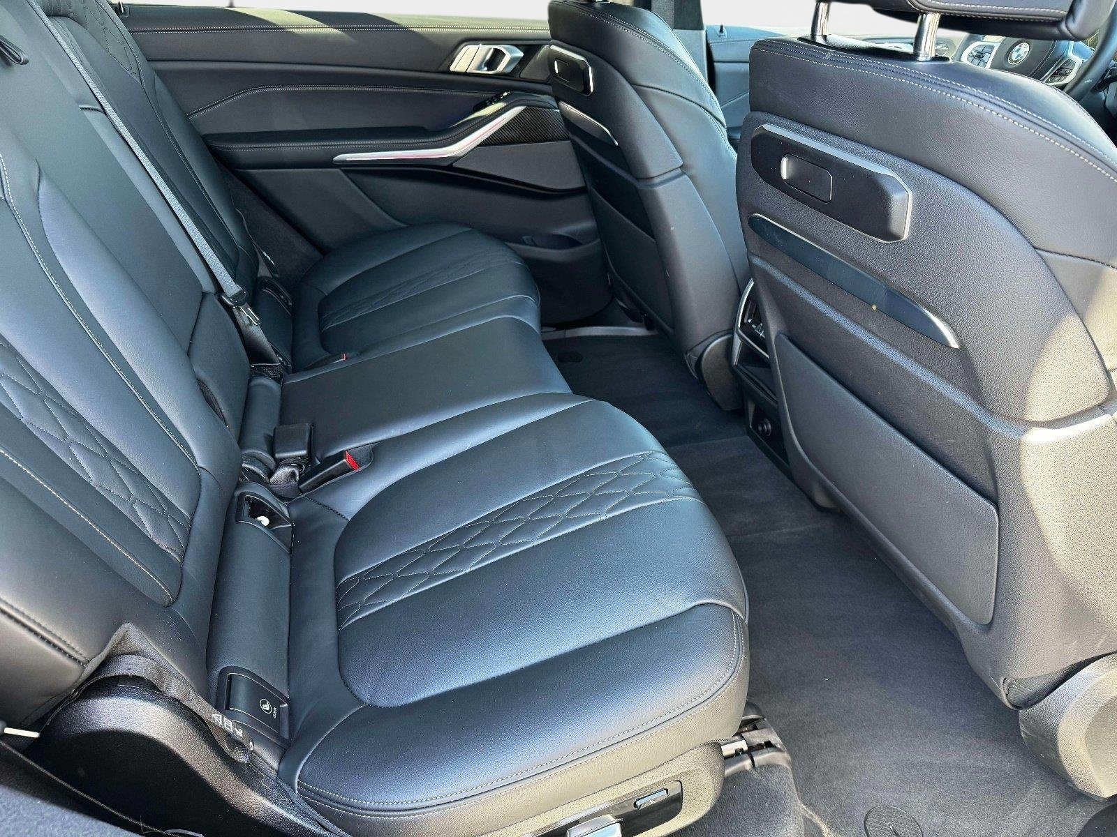 Used 2026 BMW X7 xDrive40i AWD/4WD image 27