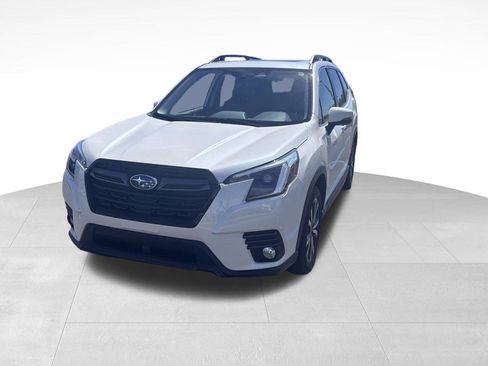 Used 2023 Subaru Forester Limited image 1